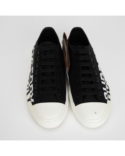 Burberry Sportowy trampki czarno-biale 39