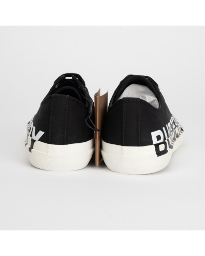 Burberry Sportowy trampki czarno-biale 39