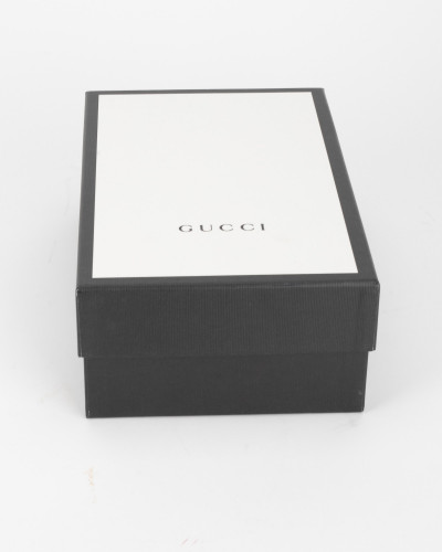 Gucci Sportowe w truskawki