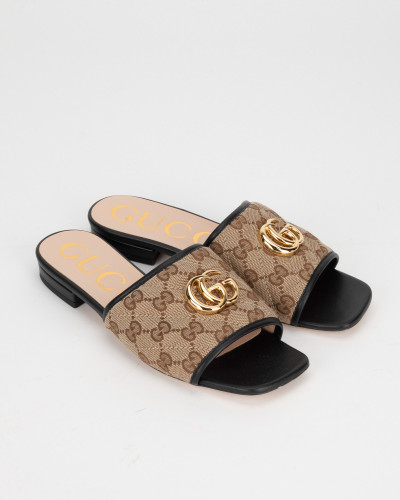 Gucci Klapki brązowe z logo