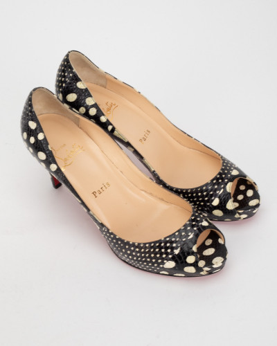 Christian Louboutin Szpilki czarne we wzorki