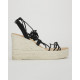 Manebi Buty