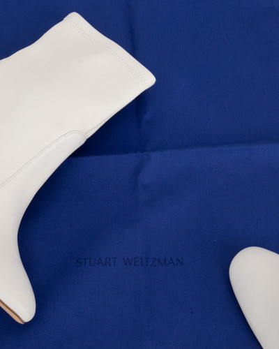 Stuart Weitzman biale botki na obcasie