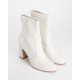 Stuart Weitzman biale botki na obcasie