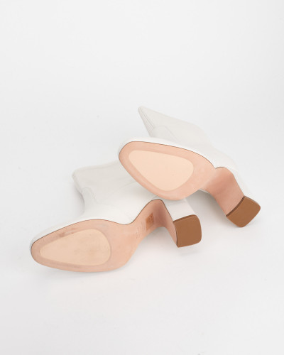 Stuart Weitzman biale botki na obcasie