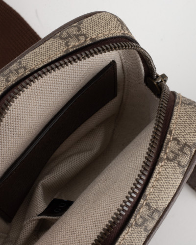 Gucci Listonoszka listonoszka cross body na pasku monogram i pasek czerwono zielony przez srodek