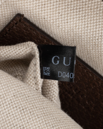 Gucci Listonoszka listonoszka cross body na pasku monogram i pasek czerwono zielony przez srodek