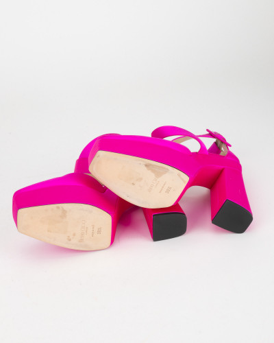 Jimmy Choo na platformie obcasy fuksjowe