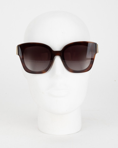 Fendi Okulary brązowe przeciwsłoneczne z dużym złotym 'F' z boku