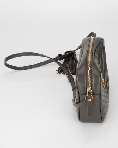 Saint Laurent  Torebka szara Lou camera bag (zabrudzenia wewnątrz )