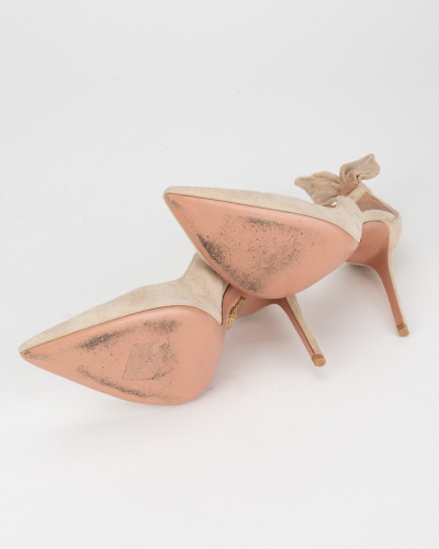 Aquazzura Szpilki zamszowe beżowe z kokardą