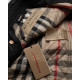 Burberry Płaszcz czarny pikowany z paskiem