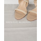 Manolo Blahnik  bezowe wiązane sandały