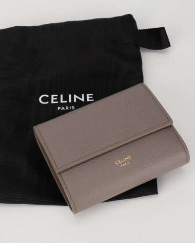 Celine Porftelik ze zlotym logo
