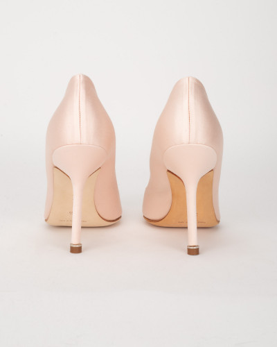 Manolo Blahnik  Szpilki różowe z klamrą