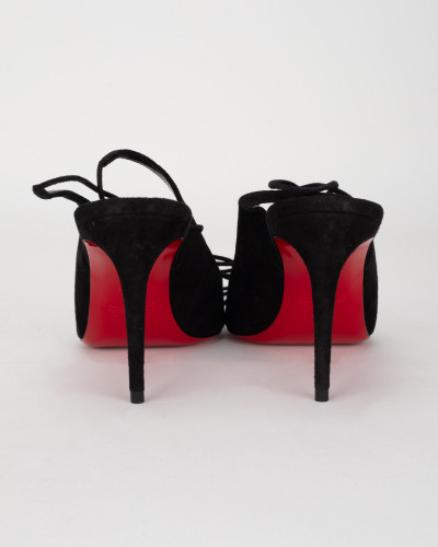 Christian Louboutin Szpilki zamszowe czarem wiązane