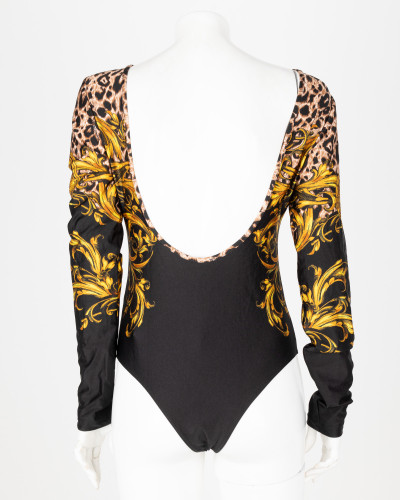 Versace body czanre w kolorowy print i bez plecow