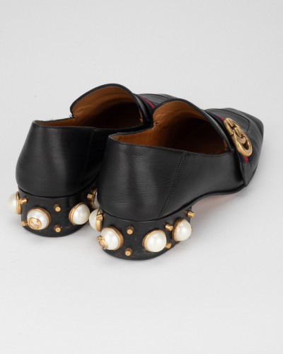 Gucci Loafer czarne z perlami na podeszwie i zlota klamra